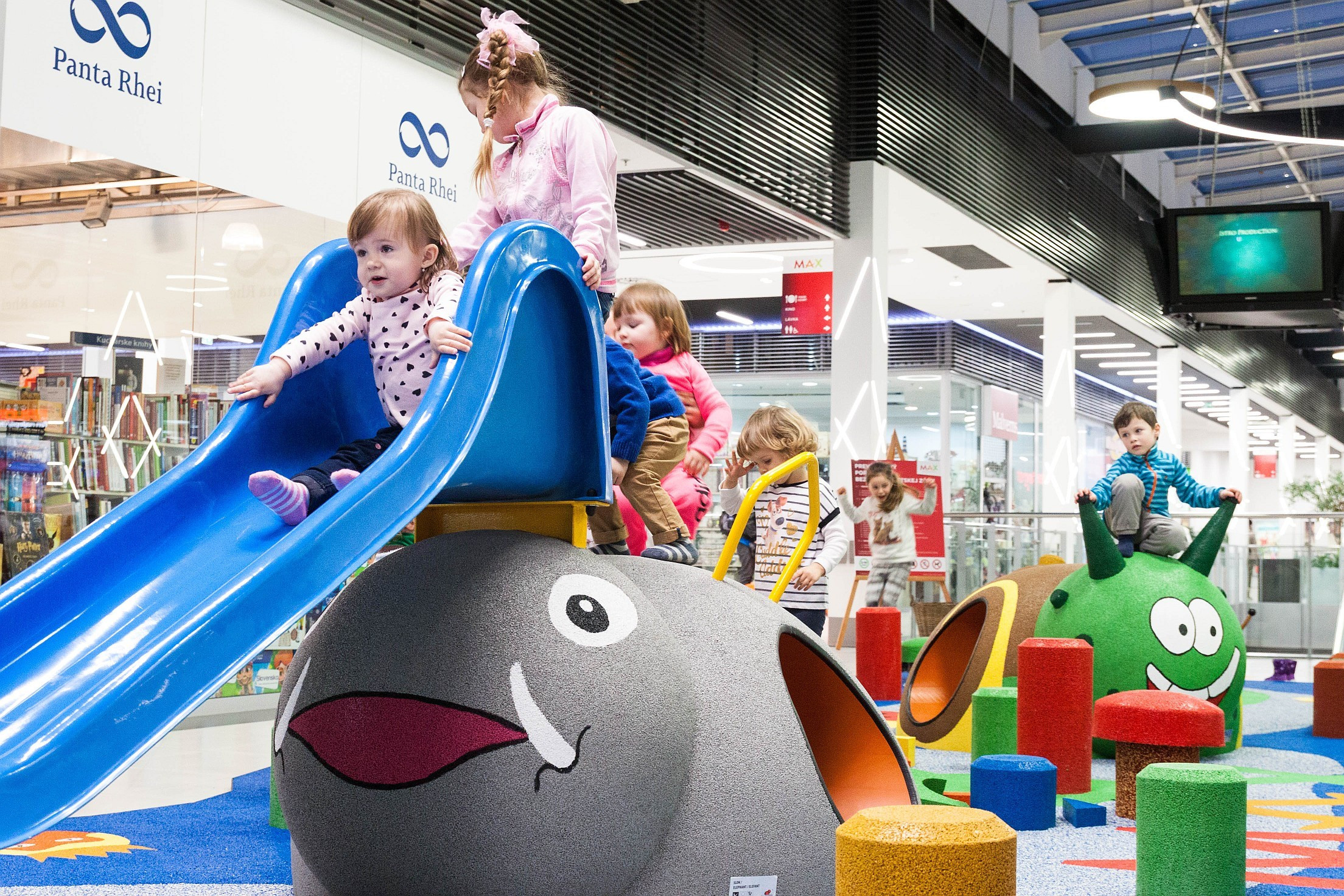 Gumowa figura na plac zabaw Słoń